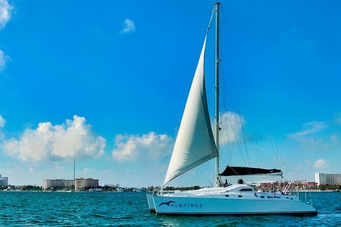 Isla Mujeres Catamaran Sailing Experience With Lunch & Open Bar - What to Expect on the Tour