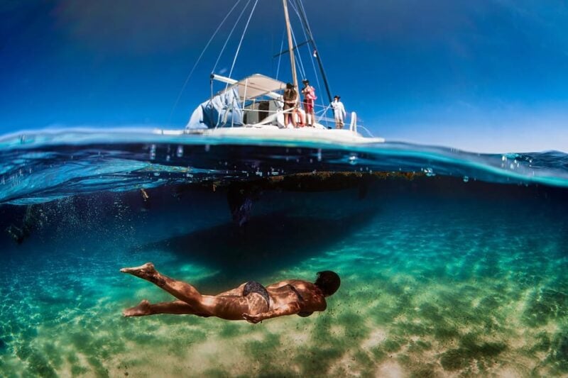 Isla Mujeres: Catamaran, Snorkeling, Open Bar and Buffet - Itinerary and Activities