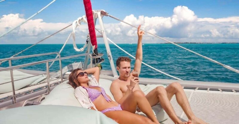 Isla Mujeres: Catamaran Tour With Snorkel, Buffet and Drinks - Itinerary and Activities