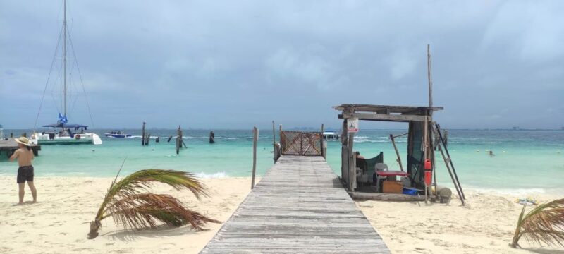 Isla Mujeres: Catamaran With Open Bar, Snorkeling and Lunch - Customer Reviews and Feedback