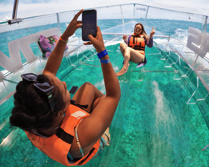 Isla Mujeres: Clear Boat Ride - Key Points