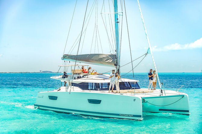 Isla Mujeres Luxury Catamaran With Premium Open Bar and Lunch - Itinerary and Activities