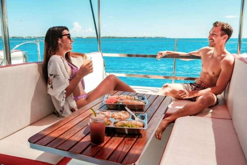 Isla Mujeres Plus Experience Catamaran Tour + Snorkel+Lunch - FAQ