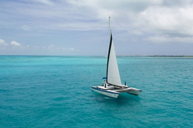 Isla Mujeres Premium Tour in Catamaran With Snorkel and Buffet - Meeting Point and Schedule