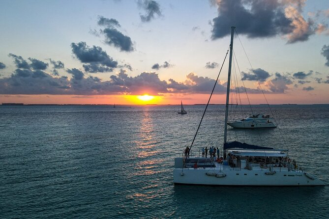 Isla Mujeres Sunset Cruise and Tour From Cancun - Customer Reviews and Feedback
