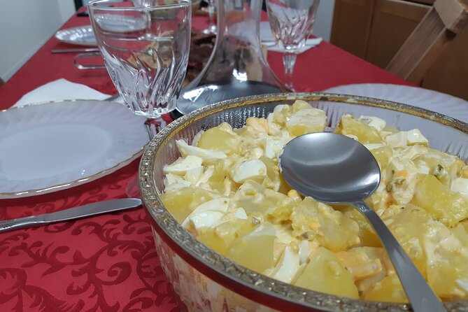 Island Dinner Experience With Locals in Praia Da Vitória - Meeting and Pickup