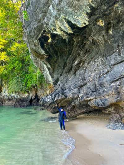 Island Drop 888:Picnic Swimming Lunch:2 Hours:Adult Only - Itinerary and Highlights