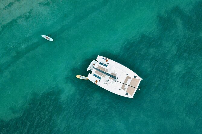 Island Explorer Day Cruise - With Island Stop and Lunch - Meeting and Departure