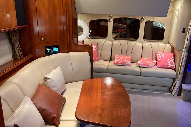Island Fun Yacht Rental in Miami Beach - Rental Process