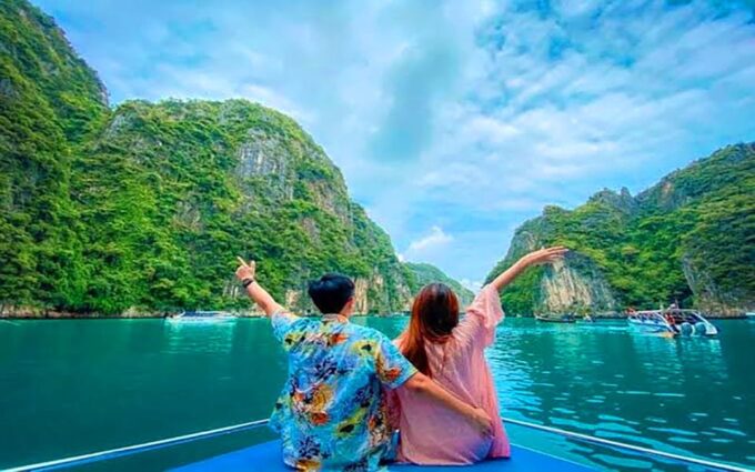 Island Hopping and Snorkeling Plankton Tour by Speedboat - Inclusions