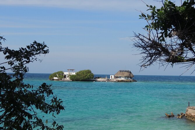 Island Hopping Snorkel Paradise From Cartagena - Snorkeling Experiences