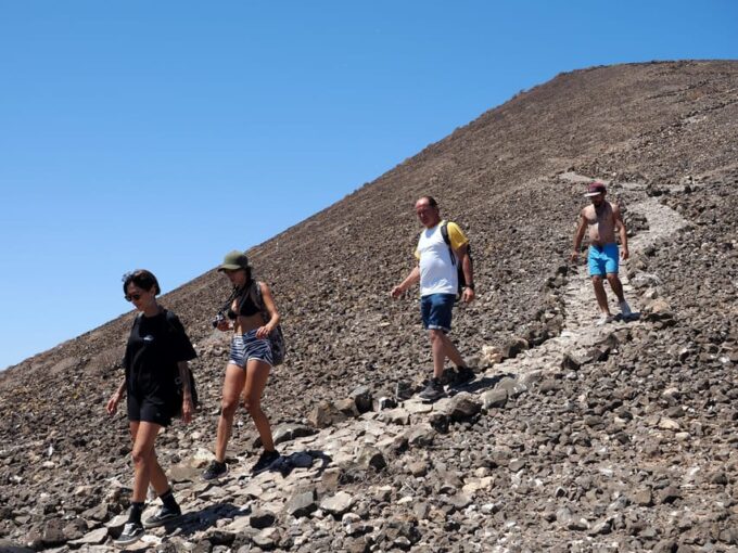 Island of Lobos in E-bike - E-Bike Tour Through Landscapes