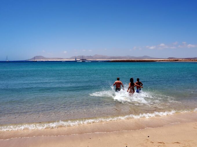 Island of Lobos in E-bike - Beach Relaxation and Swimming