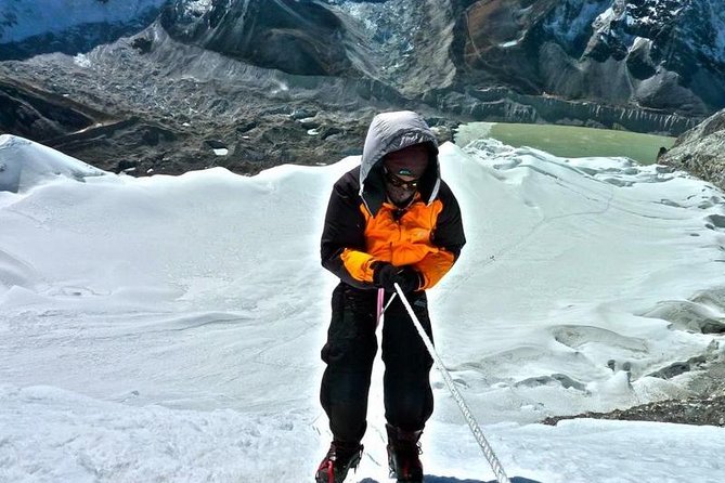 Island Peak Climbing Adventures - Group Size and Booking