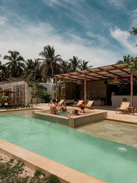 Island Tour: 3 Beach Clubs Around Baru, Rosario and Bomba - Customer Feedback