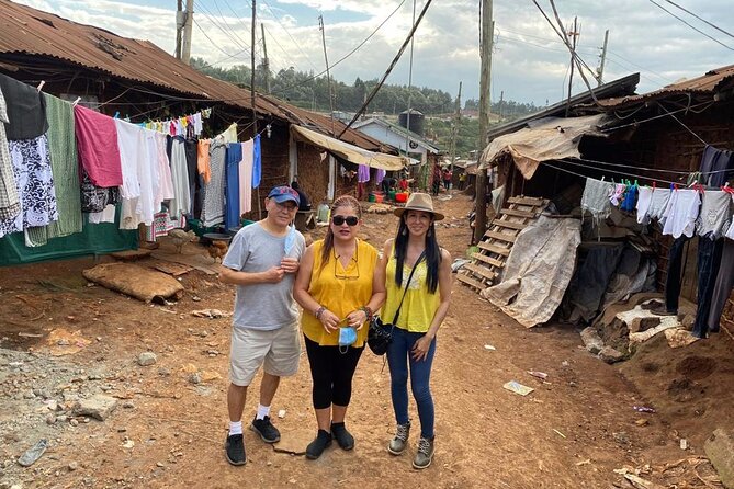 Ismaels Kibera Slum Tour - Artisanal Projects and Enterprises