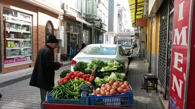 Istanbul 3-Hour Old City Tour by Bicycle - Getting to the Meeting Point