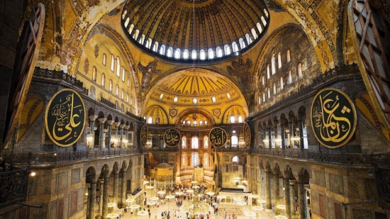 Istanbul: 5 Days Istanbul Discover Tour - Private Transportation and Accommodation