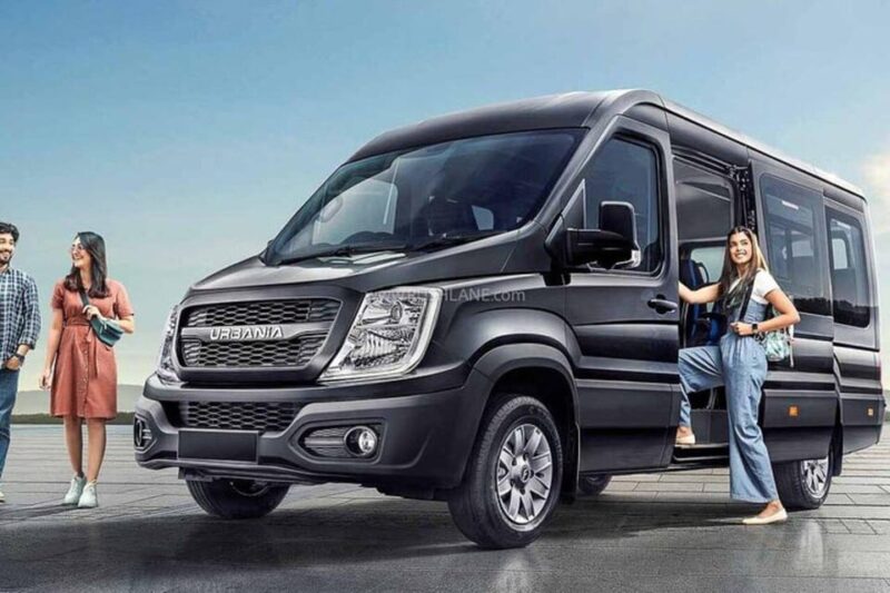 Istanbul Airport: One-Way Transfer Arrival and Departure - Driver and Communication