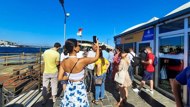 Istanbul: Asian Side Walking Tour With Ferry Ride - Tour Experience