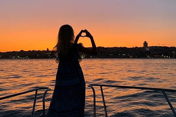 Istanbul Bosphorus Boat Tour and Golden Horn Cruise Day or Sunset - Cancellation Policy