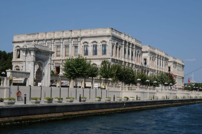 Istanbul: Bosphorus Cruise and Golden Horn Bus Tour - Frequently Asked Questions