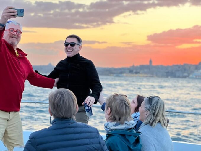 Istanbul: Bosphorus Cruise by Yacht at Daytime or Sunset - Booking and Cancellation Policy