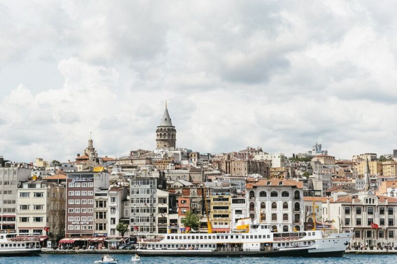 Istanbul: Bosphorus Cruise W/Audio Guide and Sunset Option - Meeting Point and Transportation
