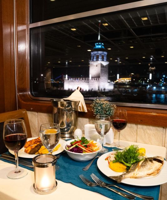 Istanbul: Bosphorus Dinner Cruise and Turkish Night Show - Getting to the Cruise