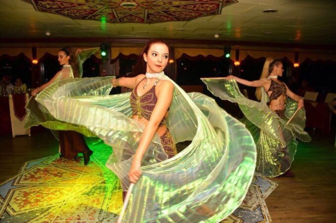 Istanbul: Bosphorus Dinner Cruise , Unlimited Drinks, & Show - Reservation and Cancellation Policy