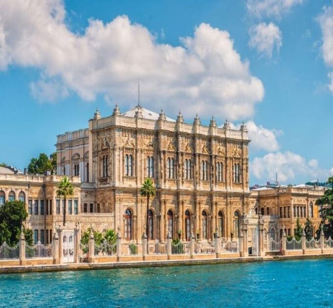 Istanbul: Bosphorus Morning or Sunset Cruise Tour - Iconic Istanbul Landmarks