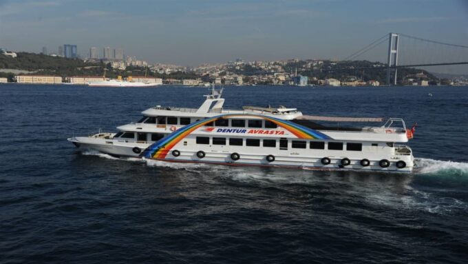Istanbul: Bosphorus Sightseeing Cruise With Sunset Option - Transportation Options