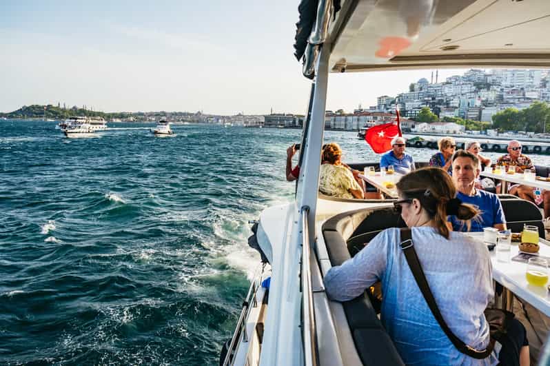 Istanbul: Bosphorus Sunset Cruise on a Luxury Yacht - Onboard Experience