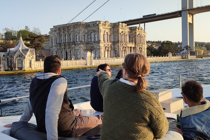 Istanbul Bosphorus Sunset Cruise on Luxury Yacht - Group Size Limit