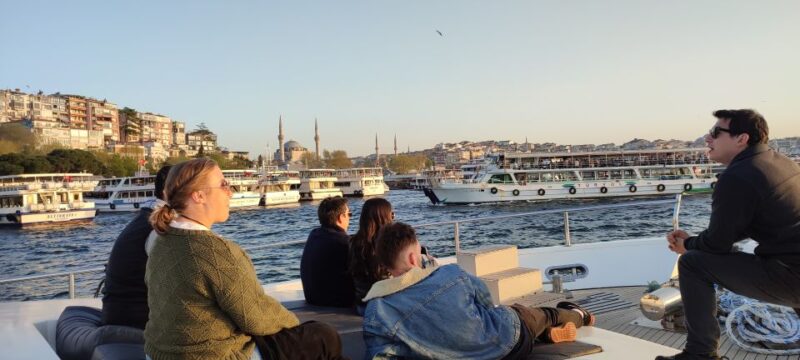 Istanbul: Bosphorus Sunset Cruise on Yacht With Live Guide - Onboard Experience