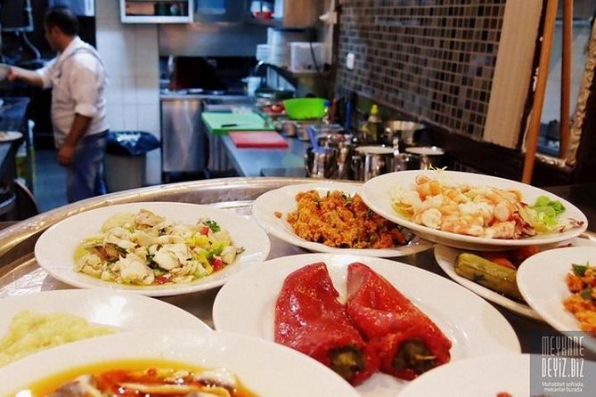 Istanbul by Night: Dining Out in a Turkish Way - Tour Highlights