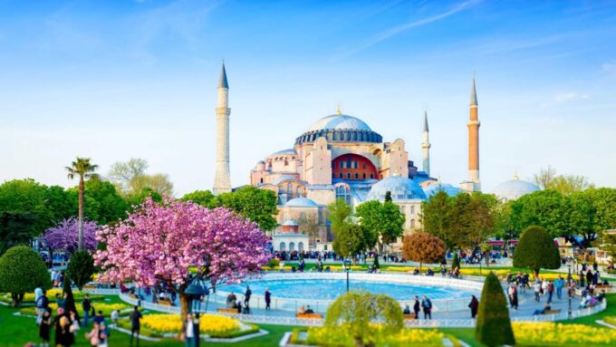 Istanbul: Byzantine & Ottoman Relics Eco With Lunch & Guide - Authentic Local Flavors at Lunch