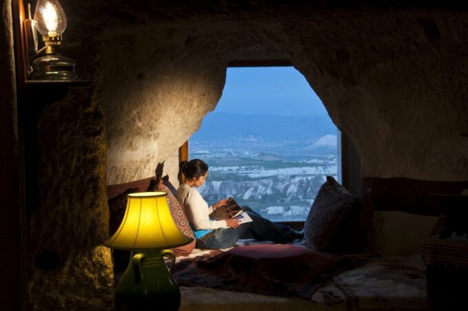 Istanbul: Cappadocia 4-Day Trip by Plane & Hot Air Balloon - Ihlara Valley Hike