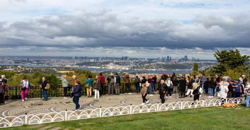 Istanbul: City Hightlights Bus Tour and Bosphorus Cruise - Itinerary and Highlights