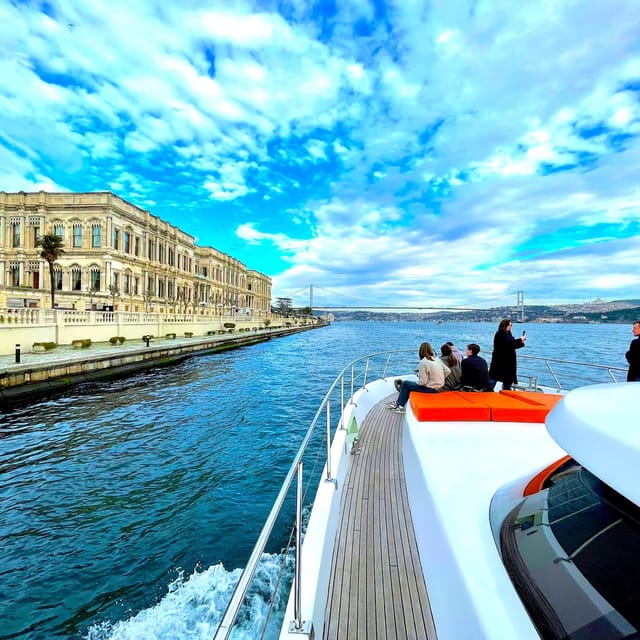 Istanbul: Daytime Bosphorus Yacht Cruise With Fruit & Snacks - Cruise Highlights and Inclusions