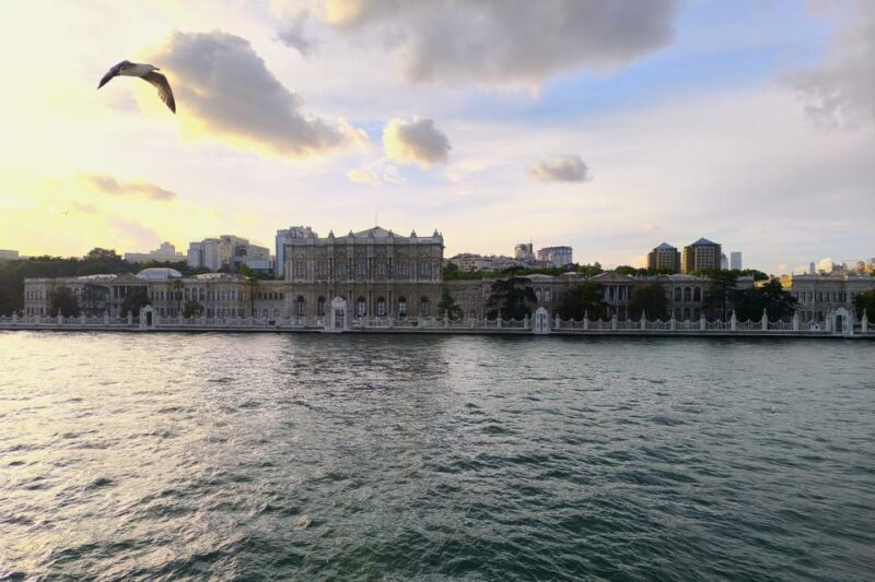 Istanbul: Dolmabahce Palace Entry Tickets - Visiting Hours and Restrictions