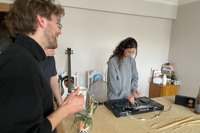 Istanbul Electronic Music and Culture Workshop From Local DJ - Equipment and Amenities Provided