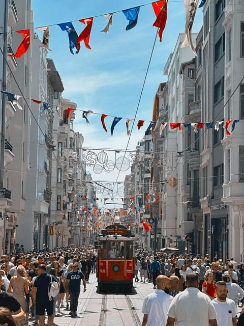 Istanbul: First Day Walking Tour - Key Points