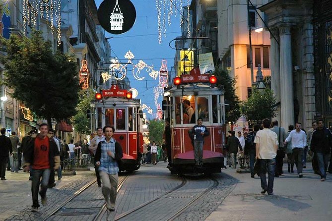 Istanbul Food Walking Tour of Beyoglu by Night - Immersive Experiences