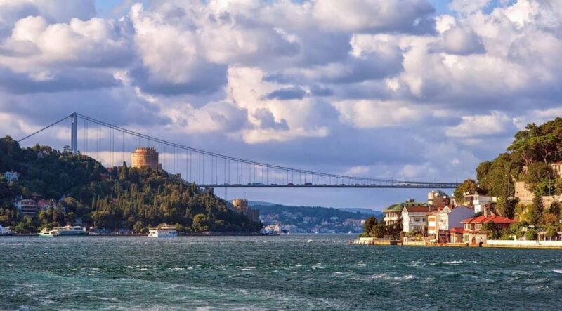 Istanbul: Full Day Trip Istanbul & Bosphorus Cruise Tour - Bosphorus Cruise Experience