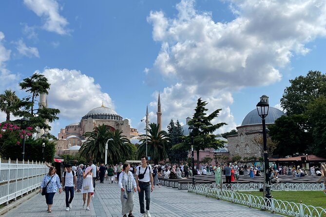 Istanbul Guided Tour Hagia Sophia, Topkapi, Cistern With Tickets - Inclusions and Highlights