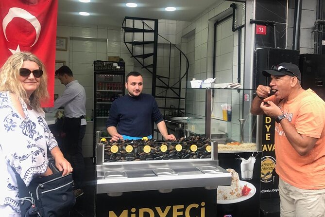 Istanbul Guided Walking Tours With Food and Beverage Tastings - Tour Experience and Highlights