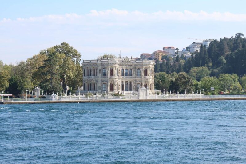Istanbul: Half-Day City Sightseeing Bus & Boat Tour - Küçüksu Palace and Pierre Loti Hill