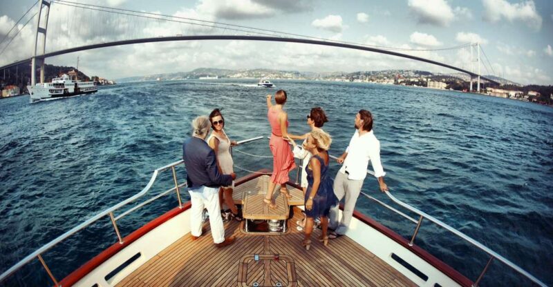 Istanbul: Half-Day Tour With Bosphorus Cruise & Spice Market - Inclusions and Logistics
