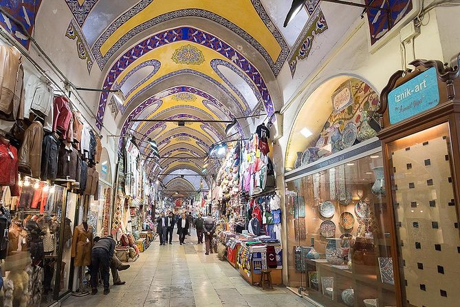 Istanbul Historical Tour With Guide, Lunch and Transfers - Tour Duration and Group Size